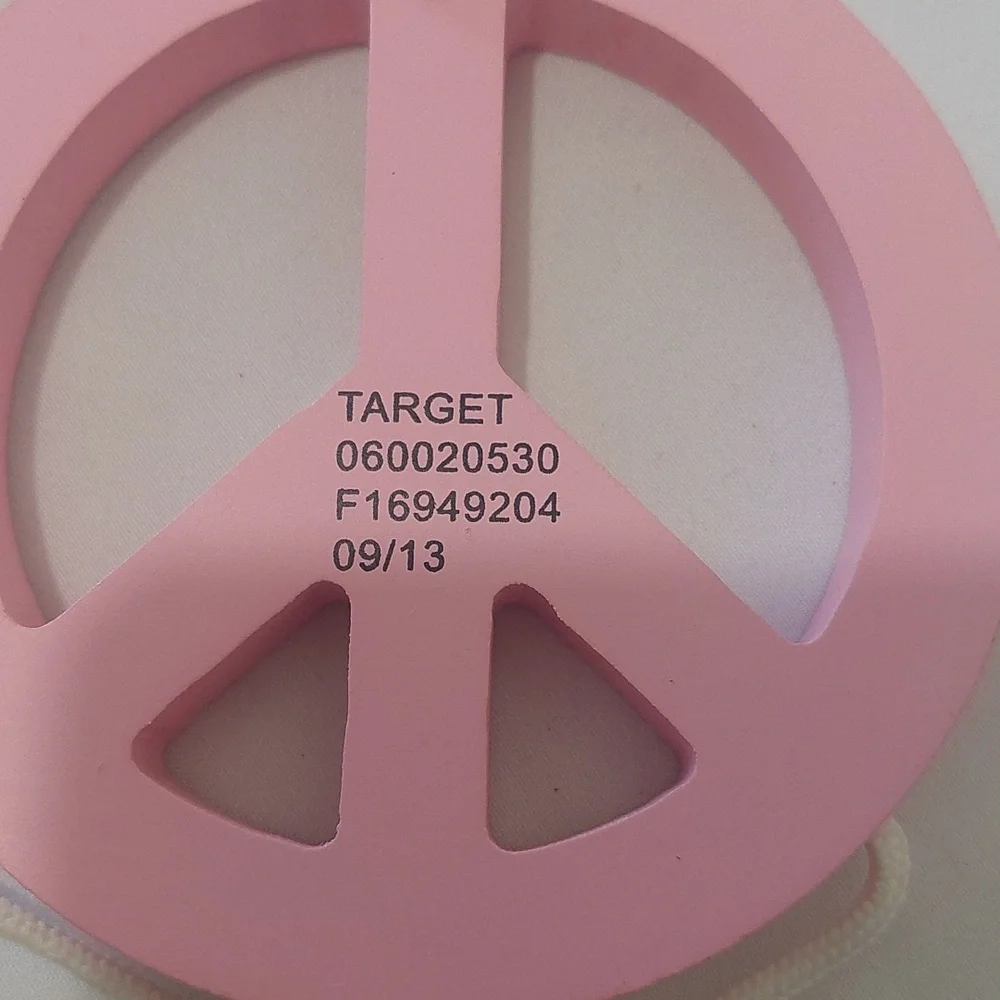 Target Pink Peace and Colorful Heart Clips Set.Around 82